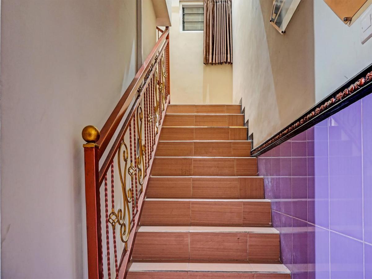 Spot On 1870 Graha Batu Mulia Hotel Exterior photo